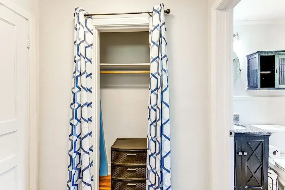 7 Mi to Dtwn: Apt w/ Spacious Yard in Nashville