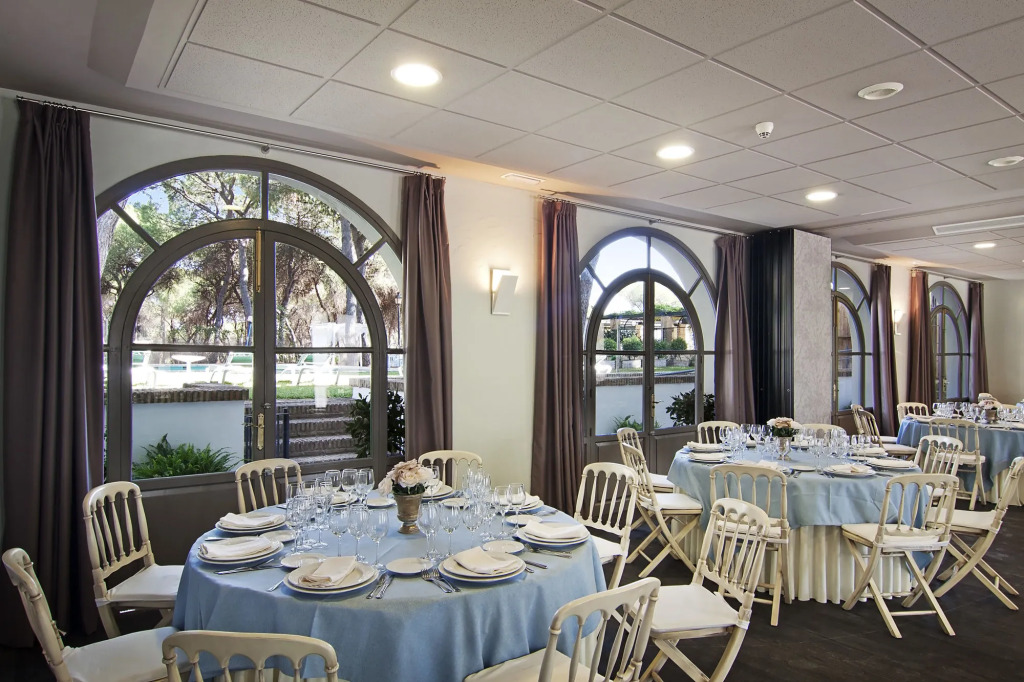 Hotel Oromana