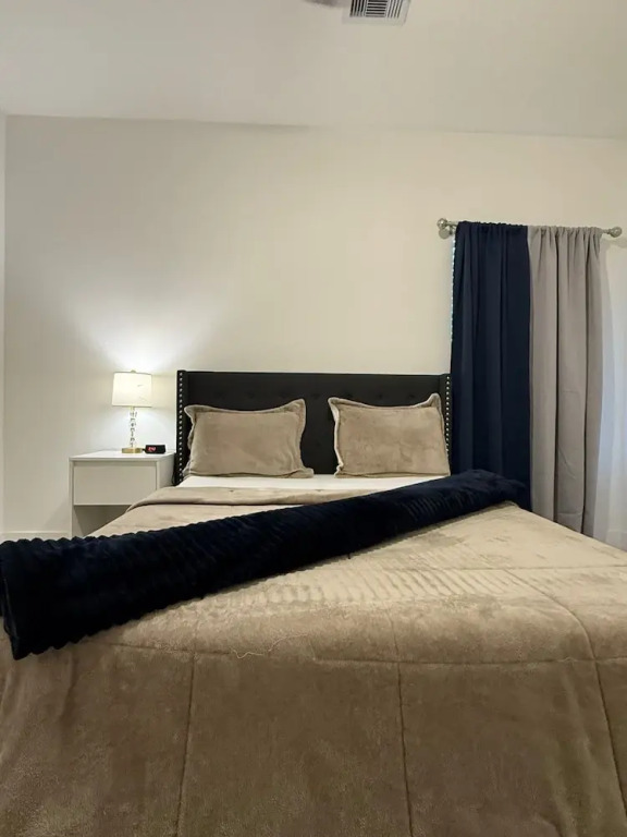 Luxe 3BR for Families Nurses and Group