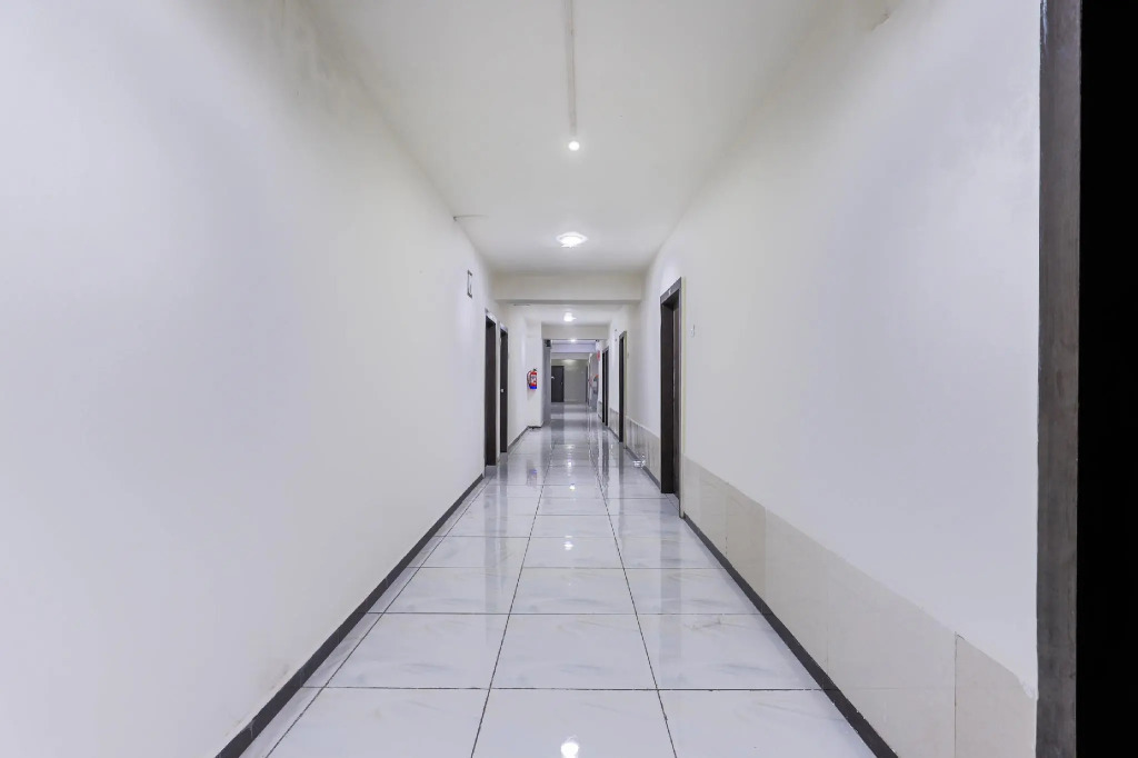 OYO 47041 Hotel Tilak