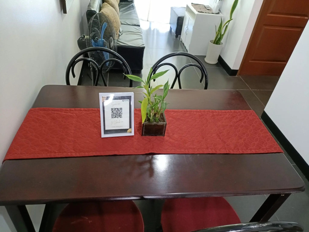 Jjcozy Condo at Central Apartment