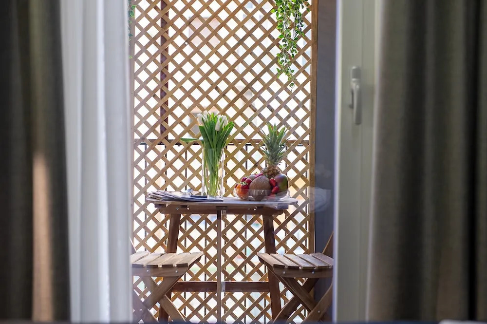 Contemporaneamente 147 - Modern & Comfort Rooms