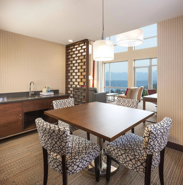 Four Points by Sheraton Seattle Airport South