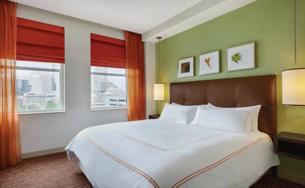 Glenn Hotel, Autograph Collection
