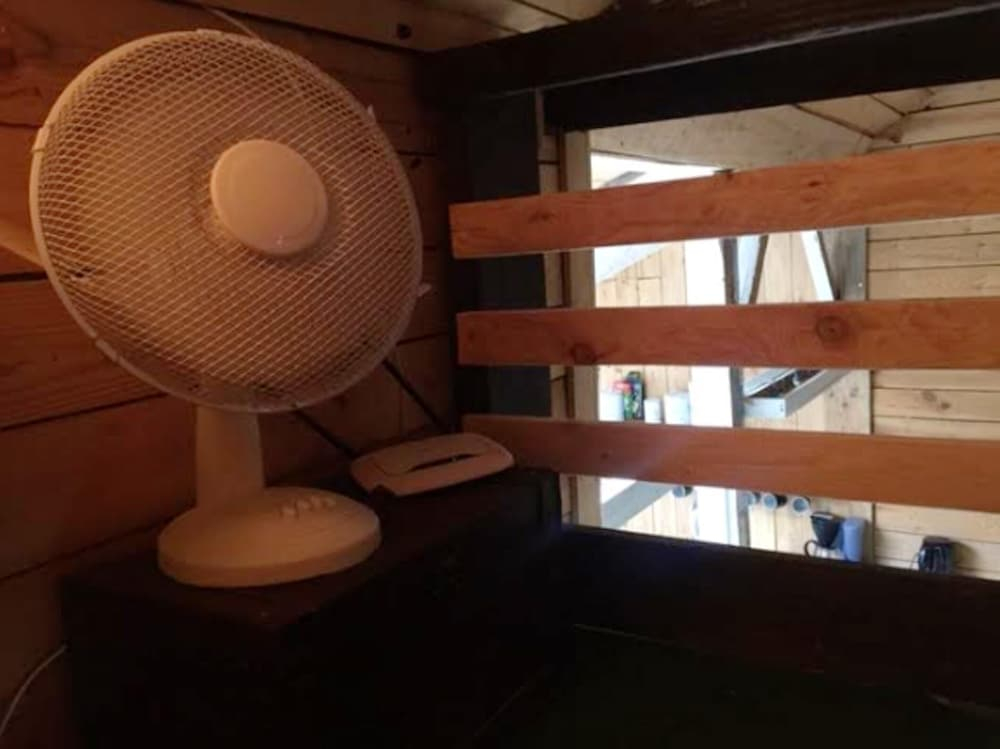 Chalet With 2 Bedrooms in Sanguinet, With Enclosed Garden and Wifi