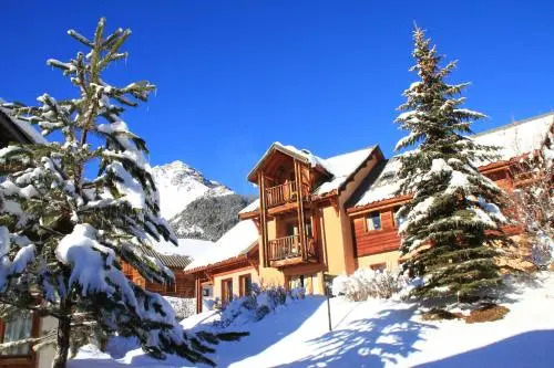 Le Barlèt:2/3 pers Hameau des Chazals Nevache Hautes Alpes