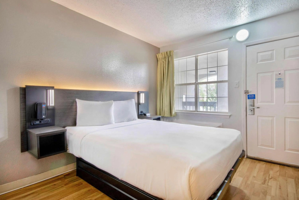 Studio 6-San Antonio, TX - Medical Center