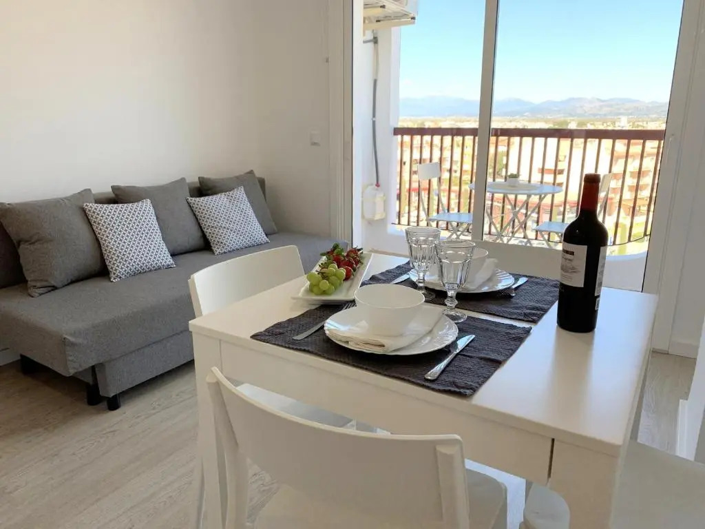 Apartamento 1ª Linea de Mar -WIFI- Aire Acondicionado