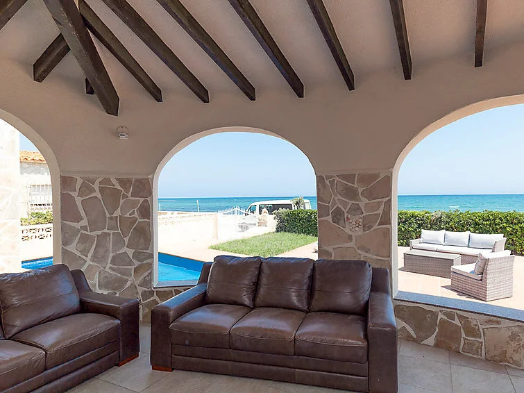 Villa Checa