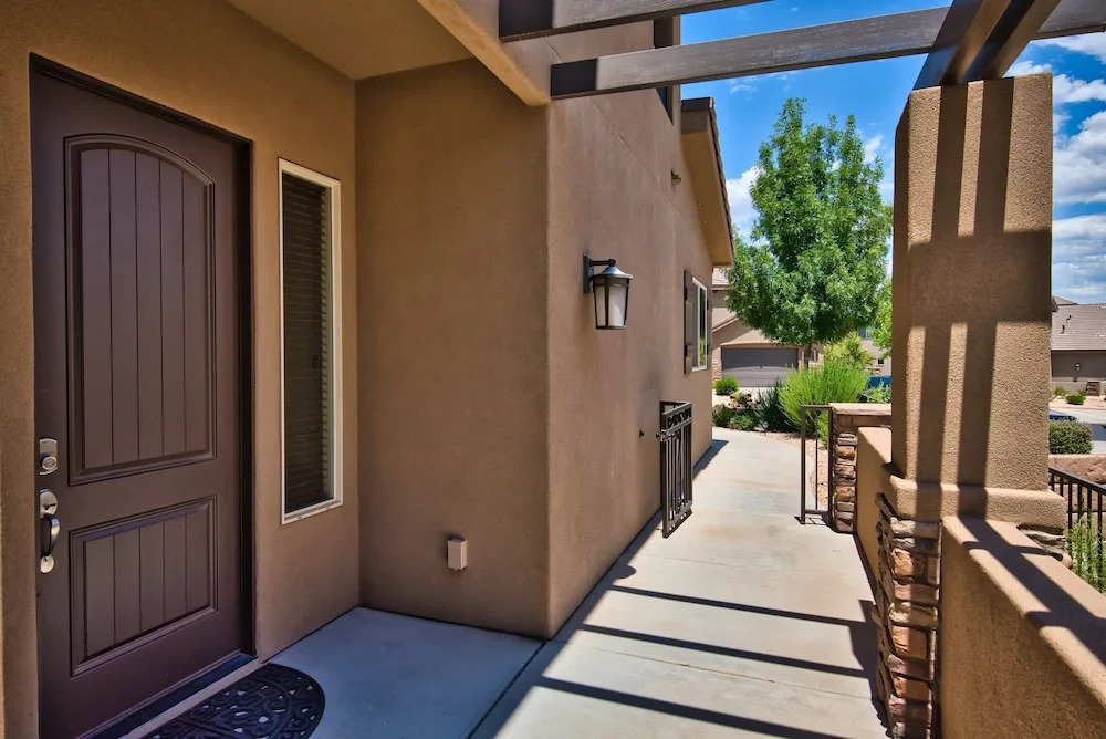 Views For Rent townhouse