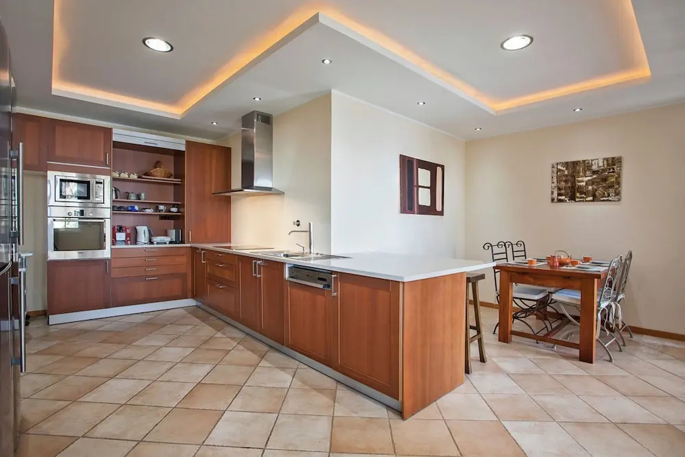 Casa das Neves - By Wehost