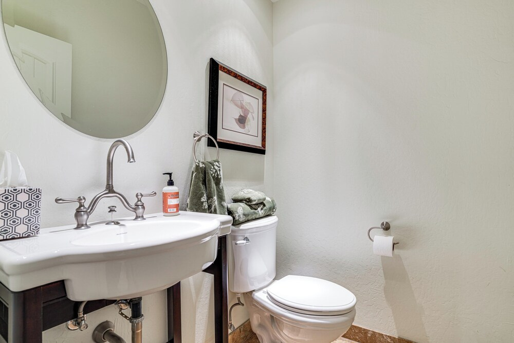 Game Room & Hot Tub! Dog-friendly Arnold Retreat