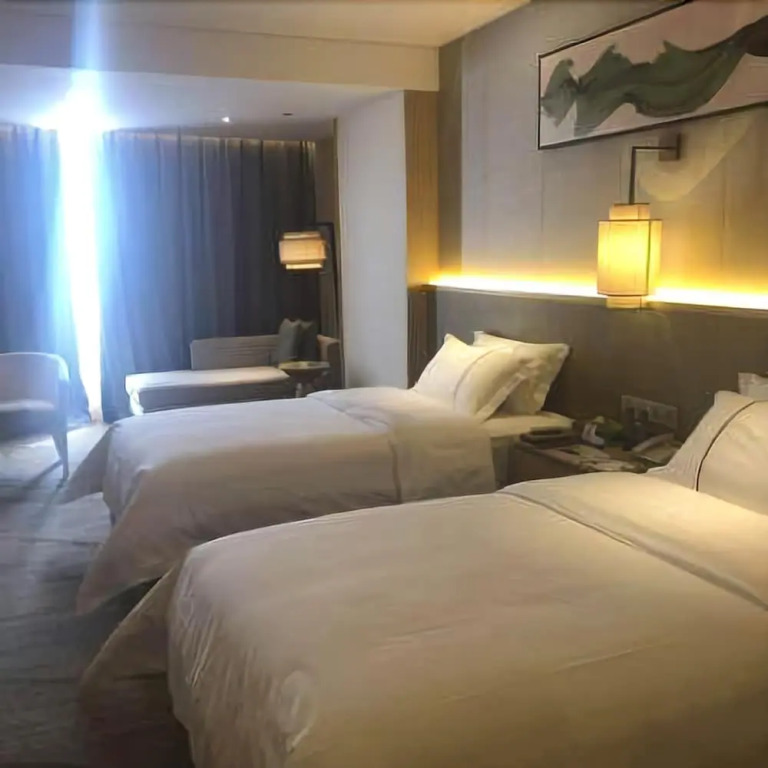 Tianhe Hotel
