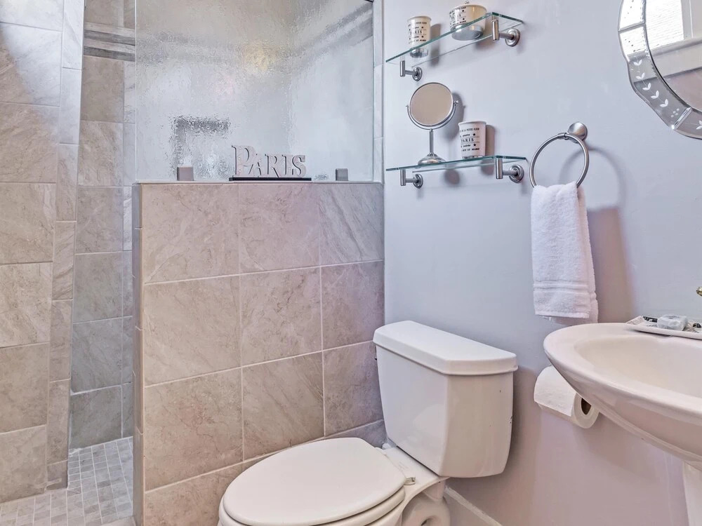 Bijou Boutique Inn