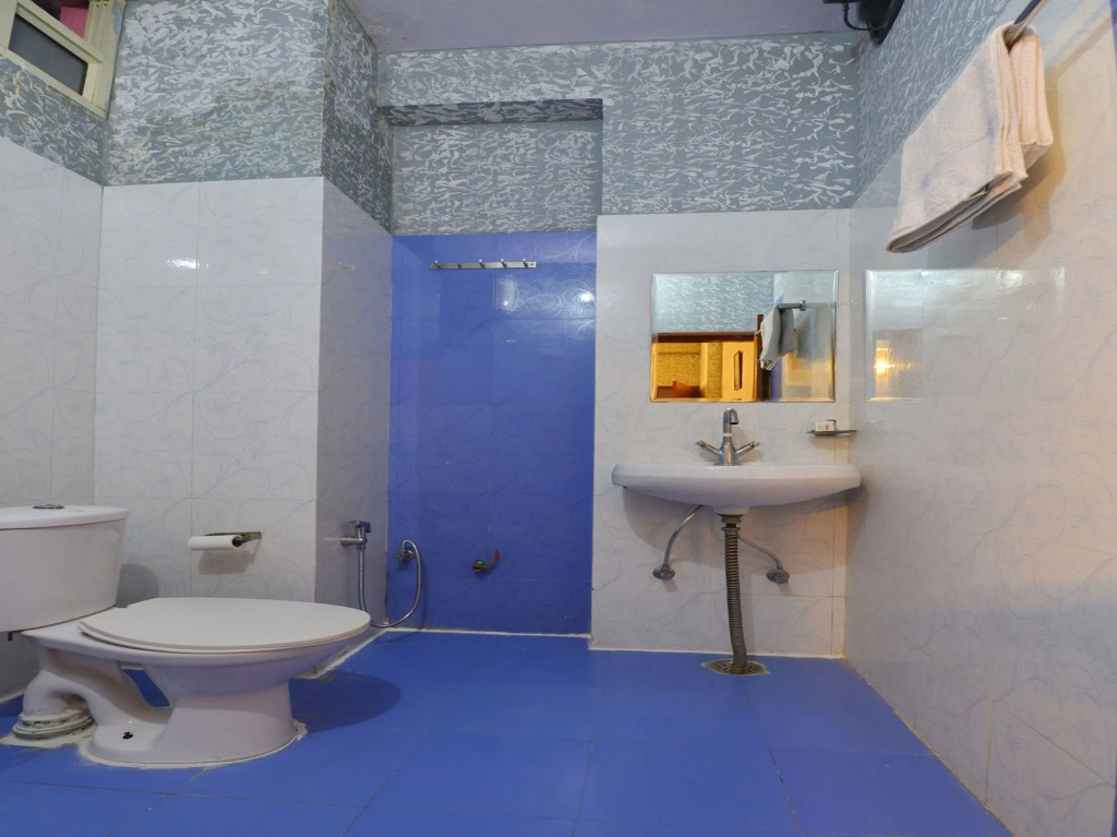 OYO 13096 Braj Haveli