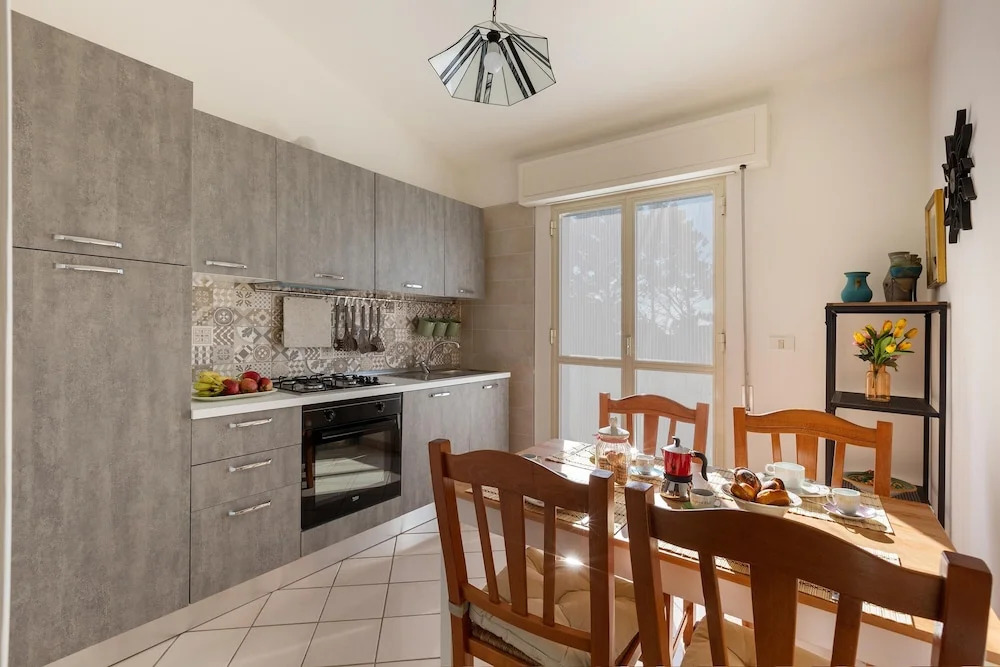 2690 Villetta Lea by Barbarhouse