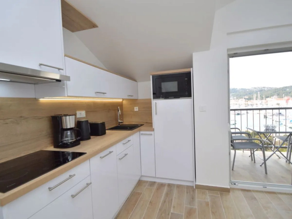 Apartment Anna Murter/Jezera