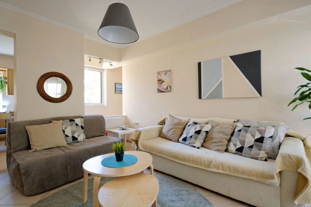 Brand new family apartment in Athens/dafni,100m from metro station, sleeps 4