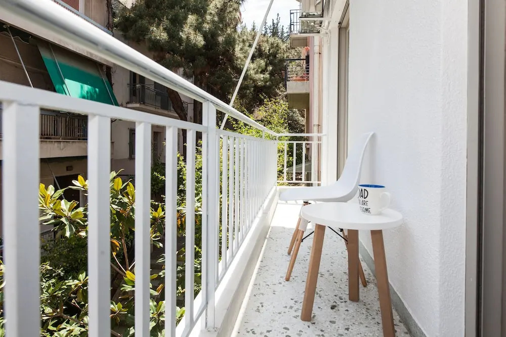 Modern Brand new apt In Athens Centre