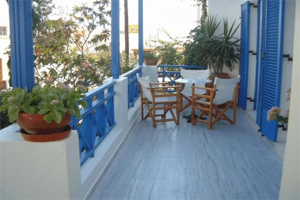 Karidis Hotel