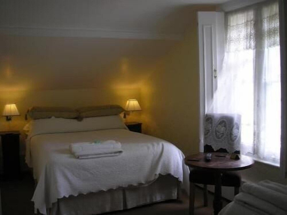Bentley Tower Hotel