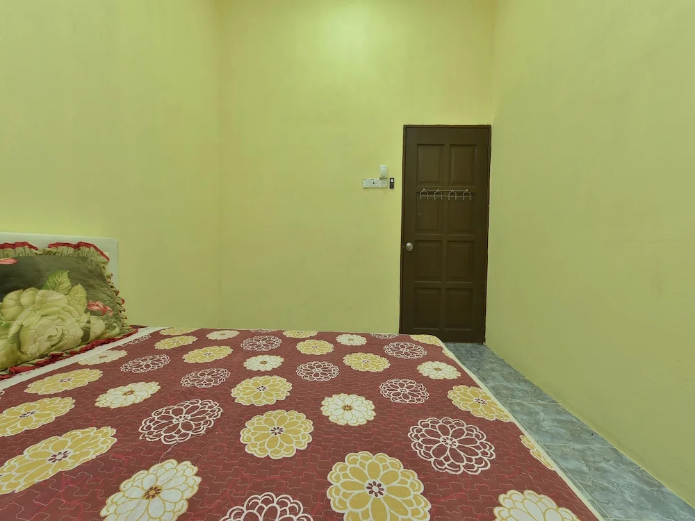 OYO Home 90607 Casaria Besut