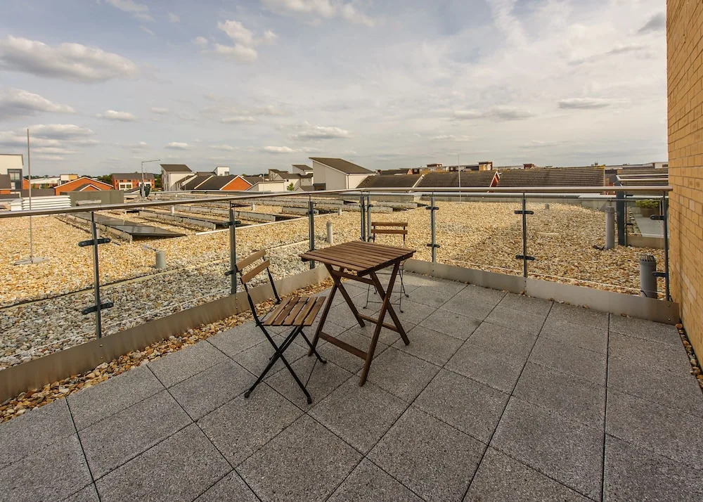 Rooftop Terrace Apartment - Reading