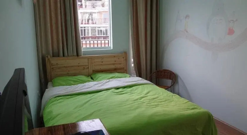 Linxi Xiaozhu Youth Hostel