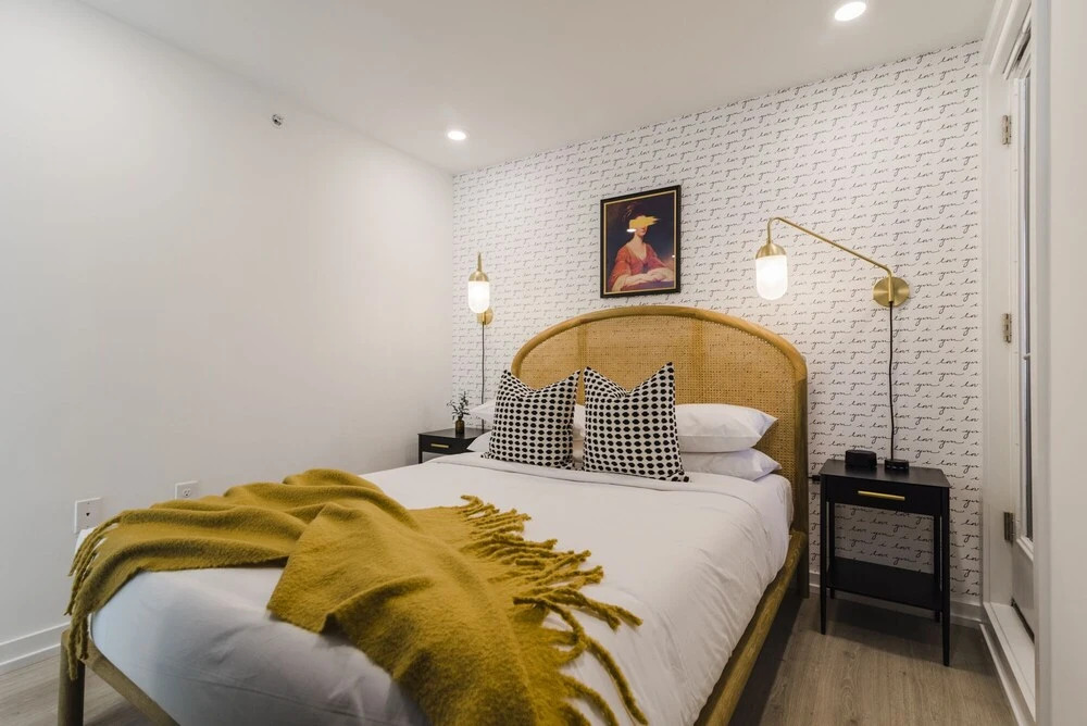 Abode XS House 1-bedroom With 20' Ceilings