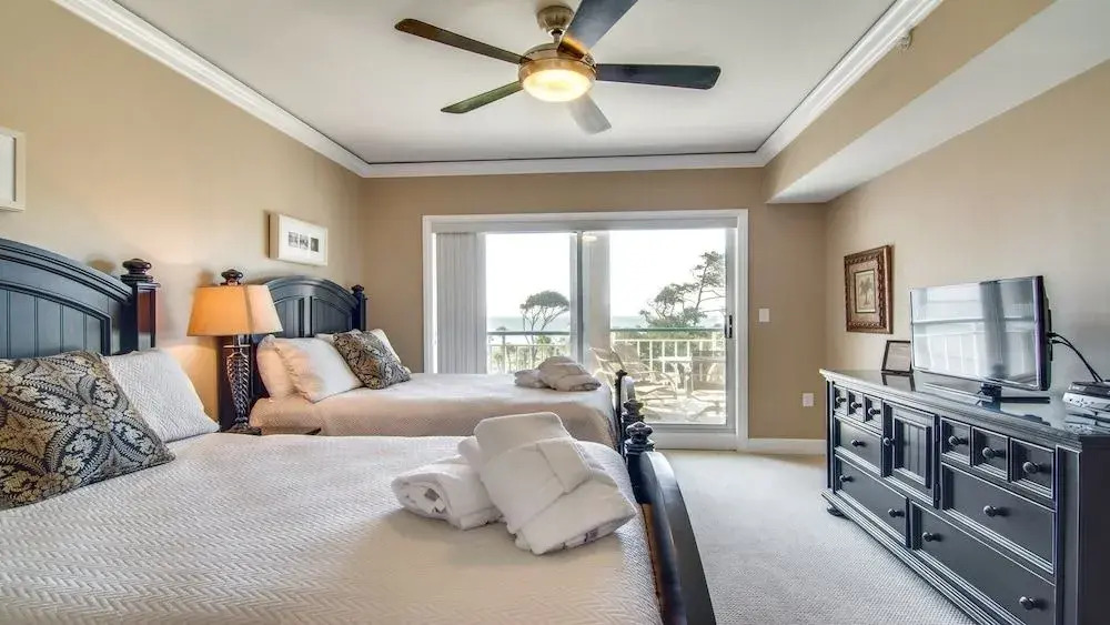 Windsor Court South 3508