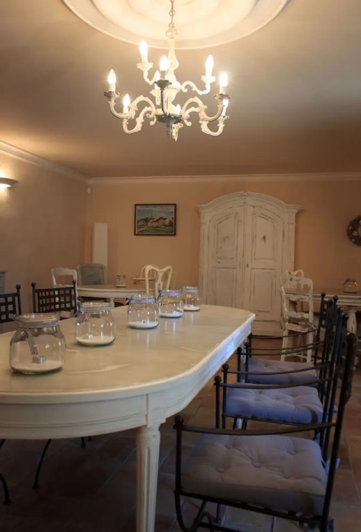 Les Carmes and spa