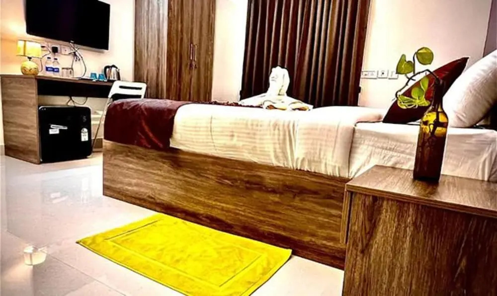 Fabhotel I Live Inn