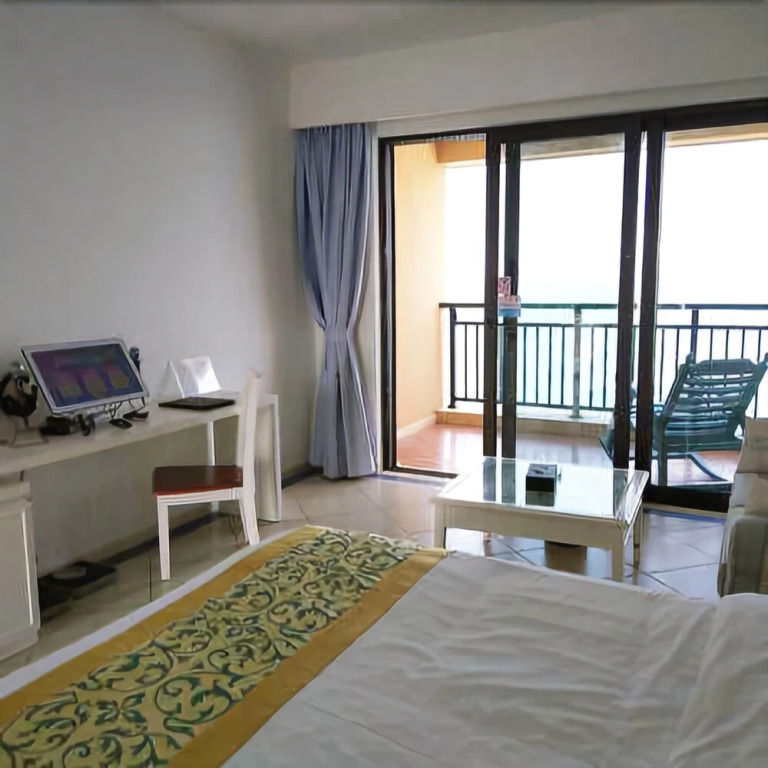 Fenghuang Shanshui Hongwan Sea View Holiday Hotel