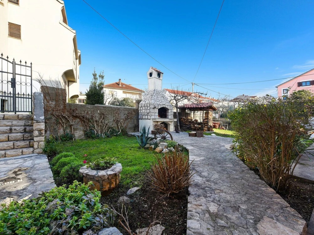 Spacious Apartment in Zadar With Private Terrace