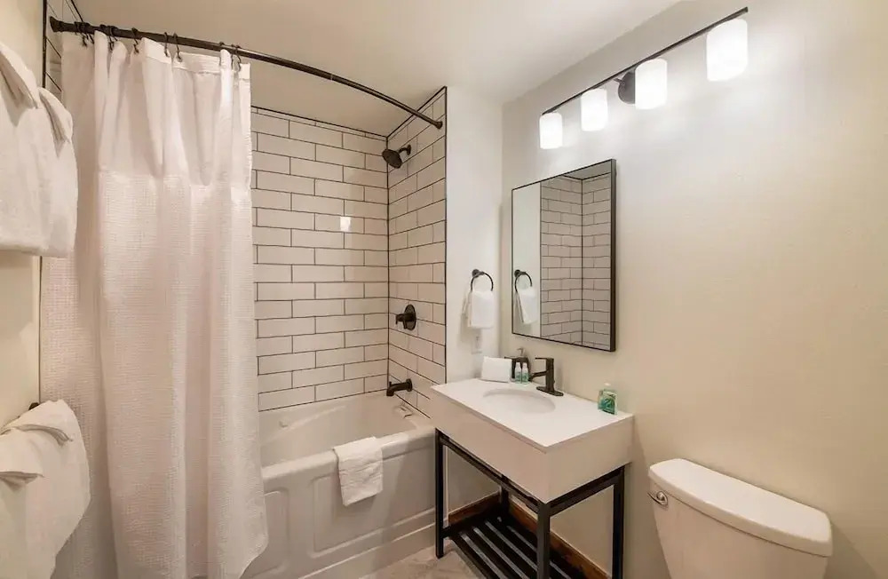 First Floor Condo Easy Access to Ski Adventure - Zephyr Mountain Lodge Premium-Rated 2100