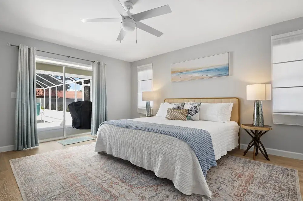 Blue Chill 3 Bedroom Home by RedAwning