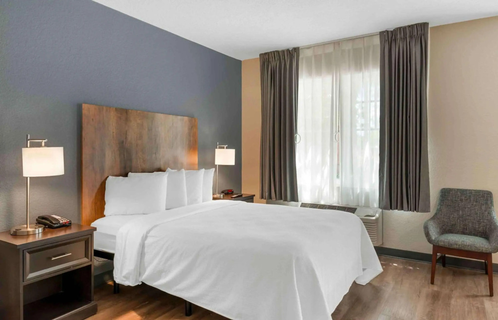 Extended Stay America Premier Suites - Fort Lauderdale - Cypress Creek - Park North