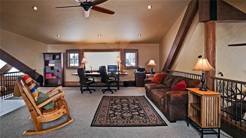 Lookout Lodge