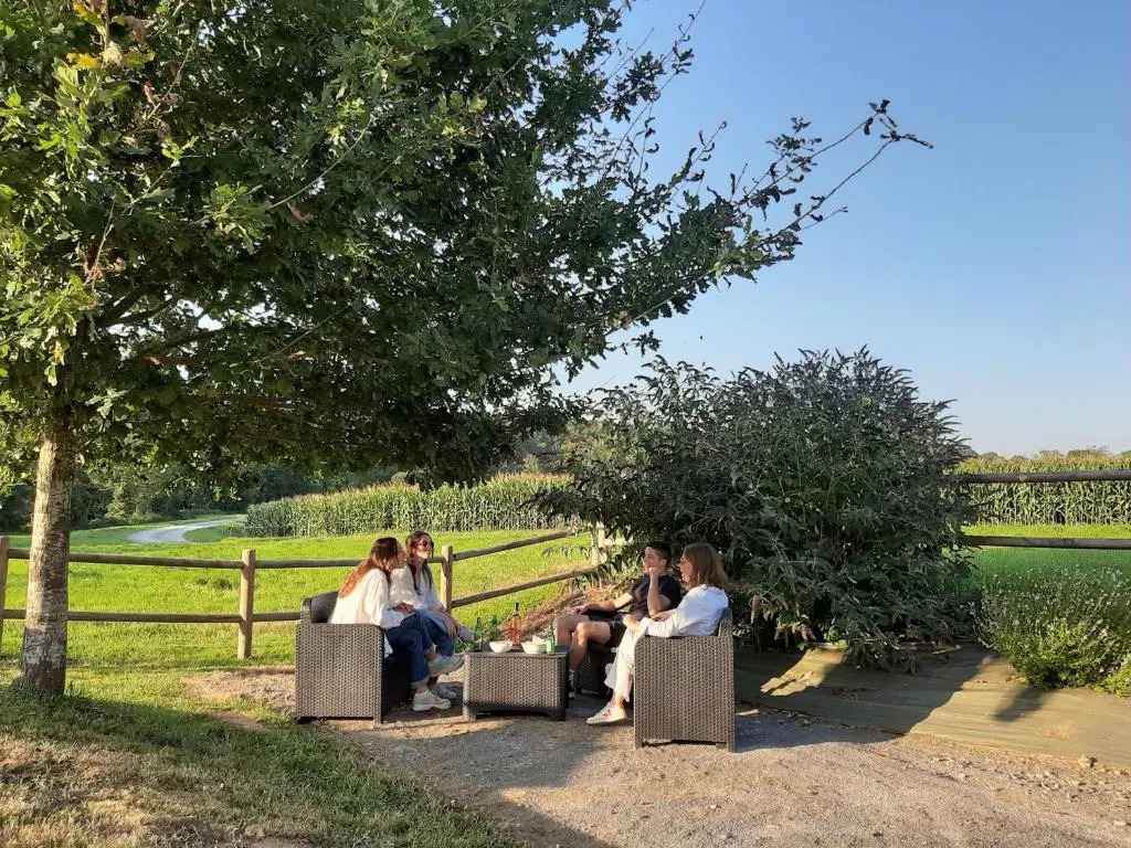 Gite Montsurs, 3 pièces, 4 personnes - FR-1-600-67