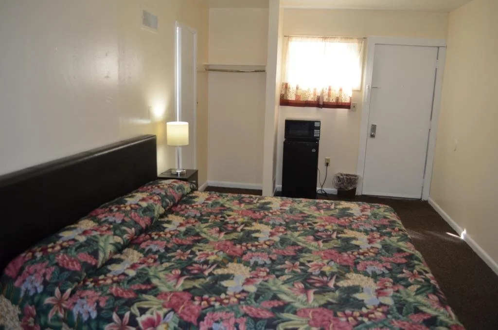 Budget Inn