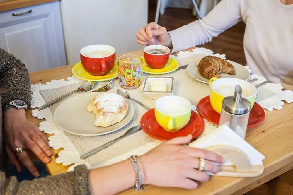 Alisee Bed  Breakfast