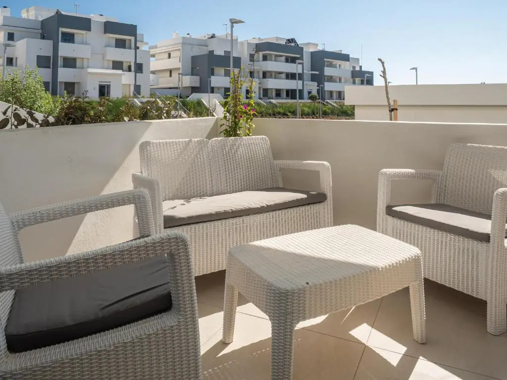 2313-Amazing new luxury apartment with three bedrooms