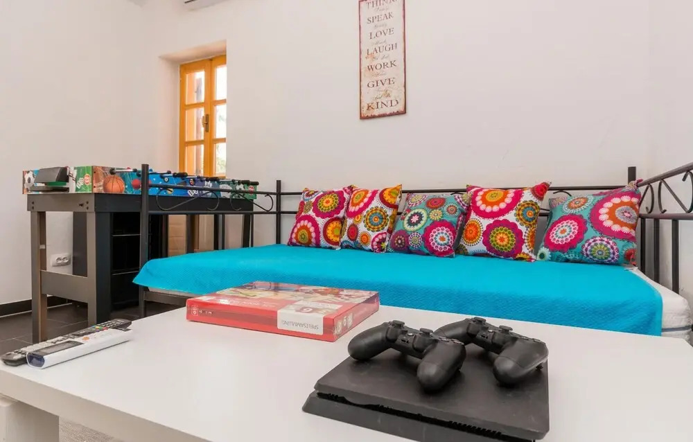 Beautiful Home In Sukosan