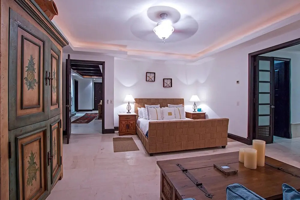 Comfortable 4 Bedroom Condo