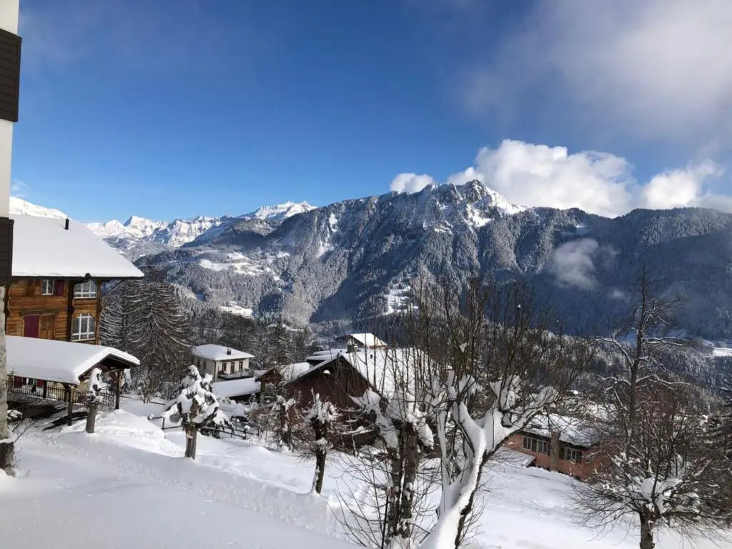 Studio au calme, vue imprenable sur la vallée