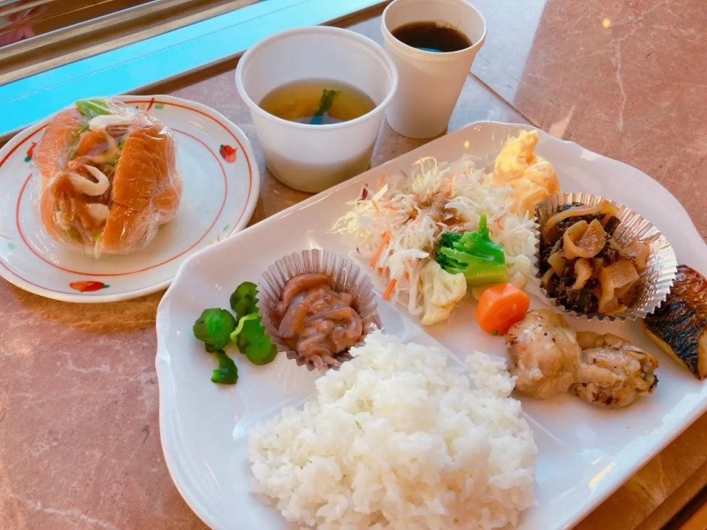 Toyoko Inn Hokkaido Hakodate Ekimae Daimon