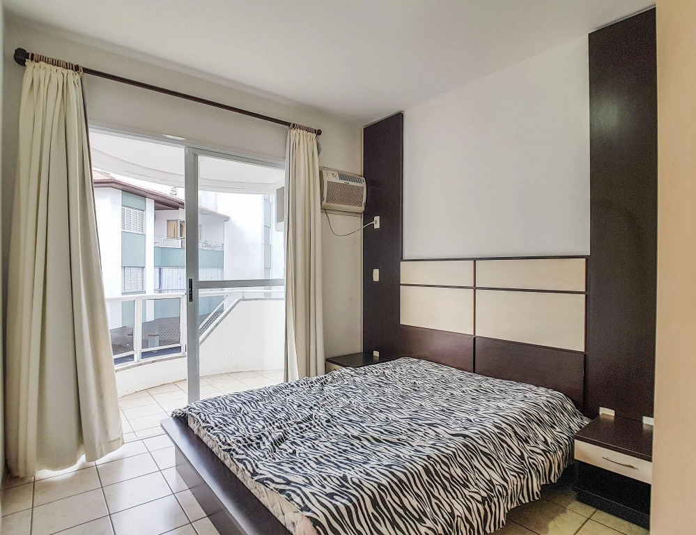 Flat Para 6 Pessoas Com Piscina Aquecida   Hb35f