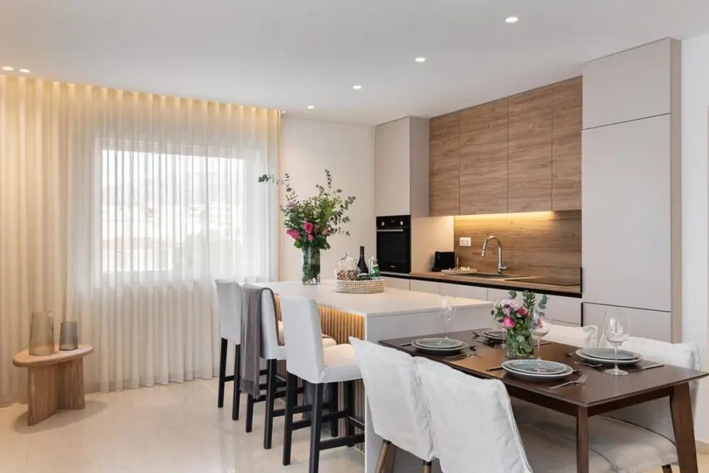 2-bdr SV Elegance Luxury Apt With Shared Pool