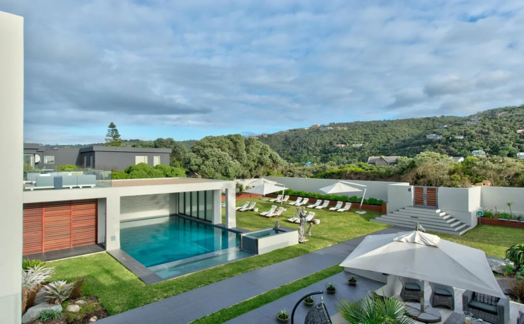 Oceans Villa