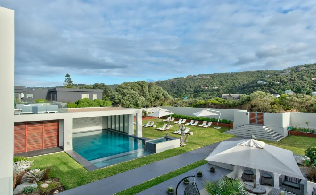 Oceans Villa
